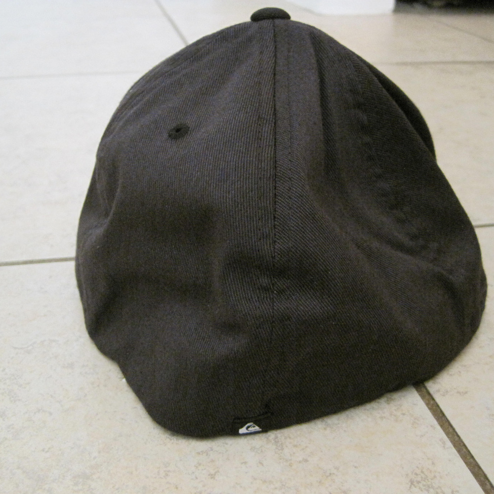 QUIKSILVER BLACK HAT SIGNED BY SNOWBOARDER L / XL - Picture 4 of 6
